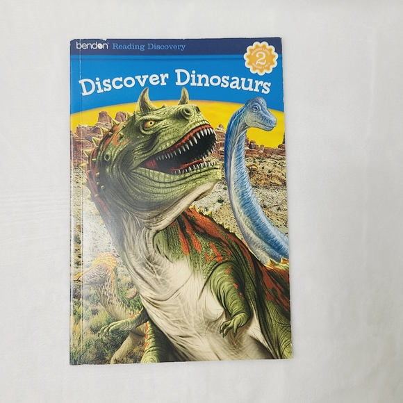 ⭐️ 12 Educational Book Bundle (animals: sharks. Bugs, dinos, insects) ⭐️ - Picture 2 of 13
